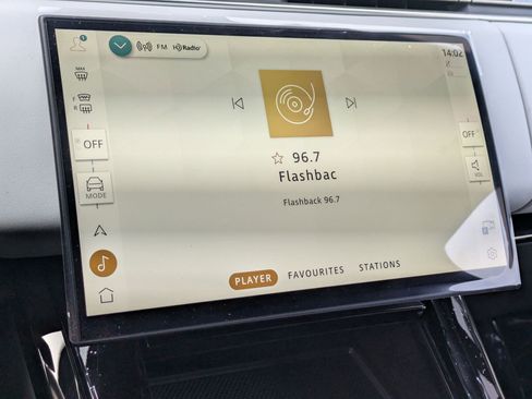 New 2026 Land Rover Range Rover Sport Dynamic SE image 15