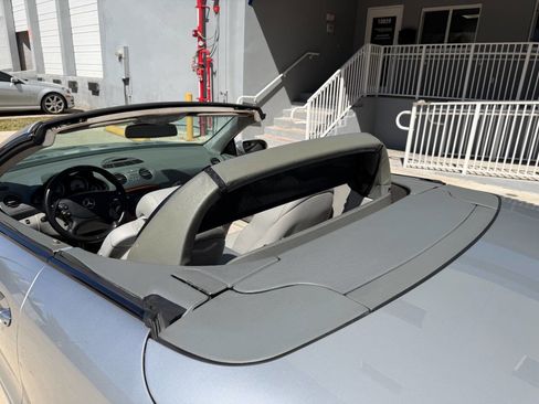 Used 2004 Mercedes-Benz SL 55 AMG image 16