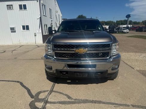 Used 2012 Chevrolet Silverado 2500 LT w/ Interior Plus Package AWD/4WD image 3