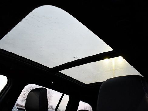 New 2025 Jeep Grand Cherokee Limited w/ Trailer Tow Package image 15