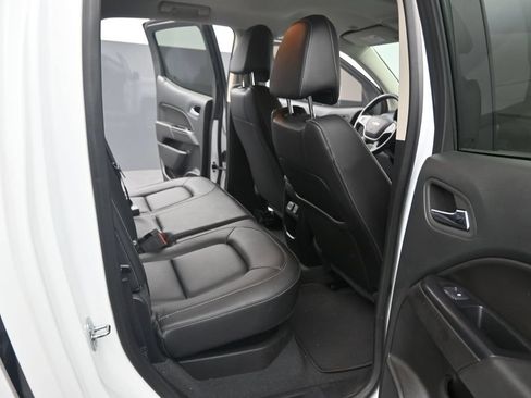 Used 2022 Chevrolet Colorado LT w/ Luxury Package RWD image 17
