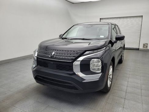 Used 2024 Mitsubishi Outlander ES FWD image 15