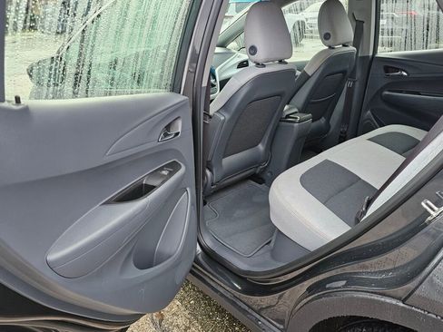 Used 2017 Chevrolet Bolt LT image 13