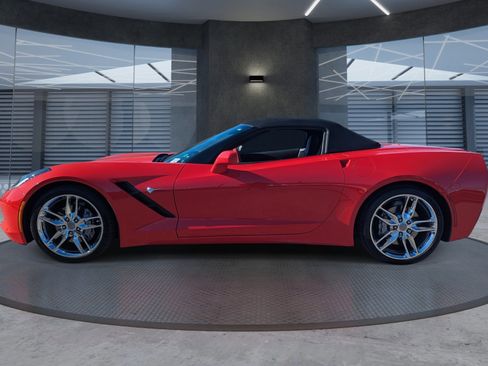 Used 2019 Chevrolet Corvette Stingray Convertible w/ 3LT Preferred Equipment Group image 3