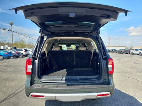 Used 2023 Ford Expedition Max XLT AWD/4WD image 10
