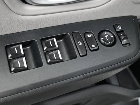 Used 2024 Honda Pilot Elite image 4