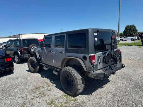Used 2013 Jeep Wrangler Unlimited Sport AWD/4WD image 5