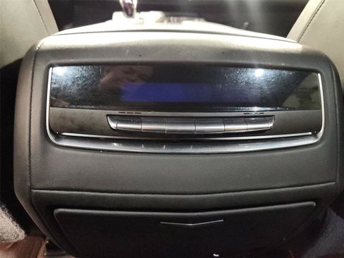 Used 2021 Cadillac Escalade ESV Sport w/ Driver Assist Tech Package AWD/4WD image 22