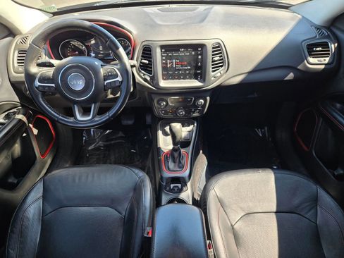 Used 2017 Jeep Compass Trailhawk w/ Leather Interior Group image 11