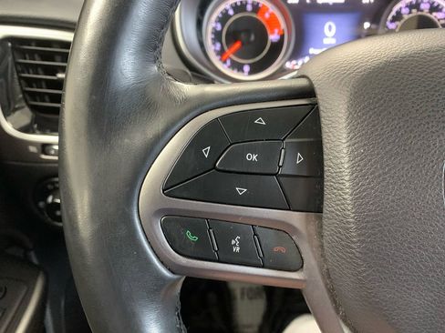 Used 2019 Jeep Cherokee Limited w/ Technology Group AWD/4WD image 37
