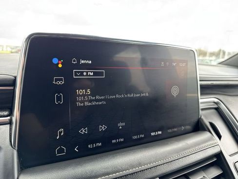 Used 2022 GMC Yukon SLT image 13