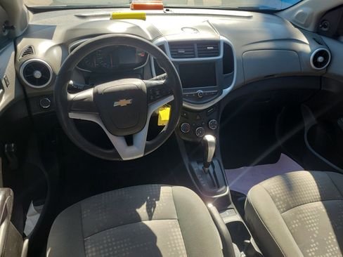 Used 2019 Chevrolet Sonic LT image 10