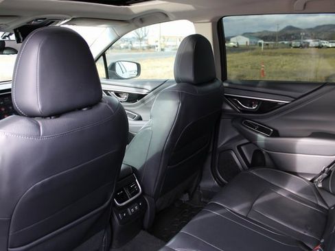 Used 2020 Subaru Outback Limited image 16