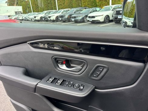 Certified 2025 Honda Pilot EX-L image 20