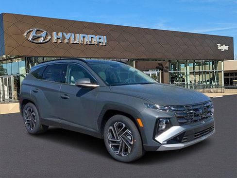 Certified 2025 Hyundai Tucson Limited FWD image 1