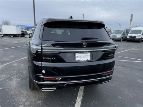 New 2025 Buick Enclave Avenir w/ Super Cruise Package image 8