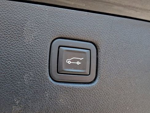 Used 2021 Chevrolet Blazer LT AWD/4WD image 29