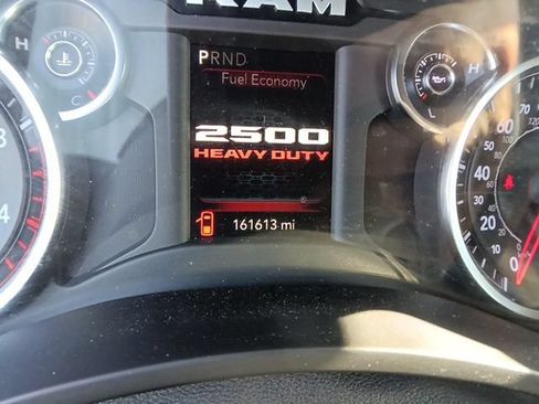 Used 2021 RAM 2500 Big Horn w/ Level 1 Equipment Group AWD/4WD image 9
