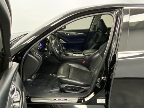 Used 2017 INFINITI Q50 Red Sport 400 image 20