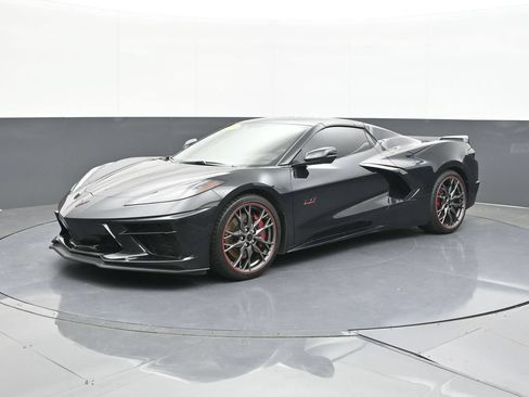Used 2023 Chevrolet Corvette Stingray Premium Conv w/ Z51 Performance Package RWD image 4