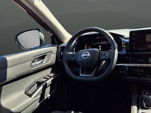 New 2026 Nissan Pathfinder SL AWD/4WD image 46