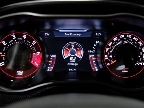 Used 2019 Dodge Challenger SRT Hellcat Redeye image 14