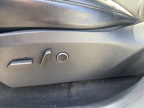 Used 2024 Tesla Model Y 2WD image 15