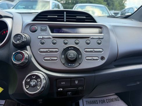 Used 2011 Honda Fit Sport image 18