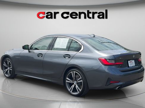 Used 2021 BMW 330i xDrive Sedan w/ Premium Package AWD/4WD image 3