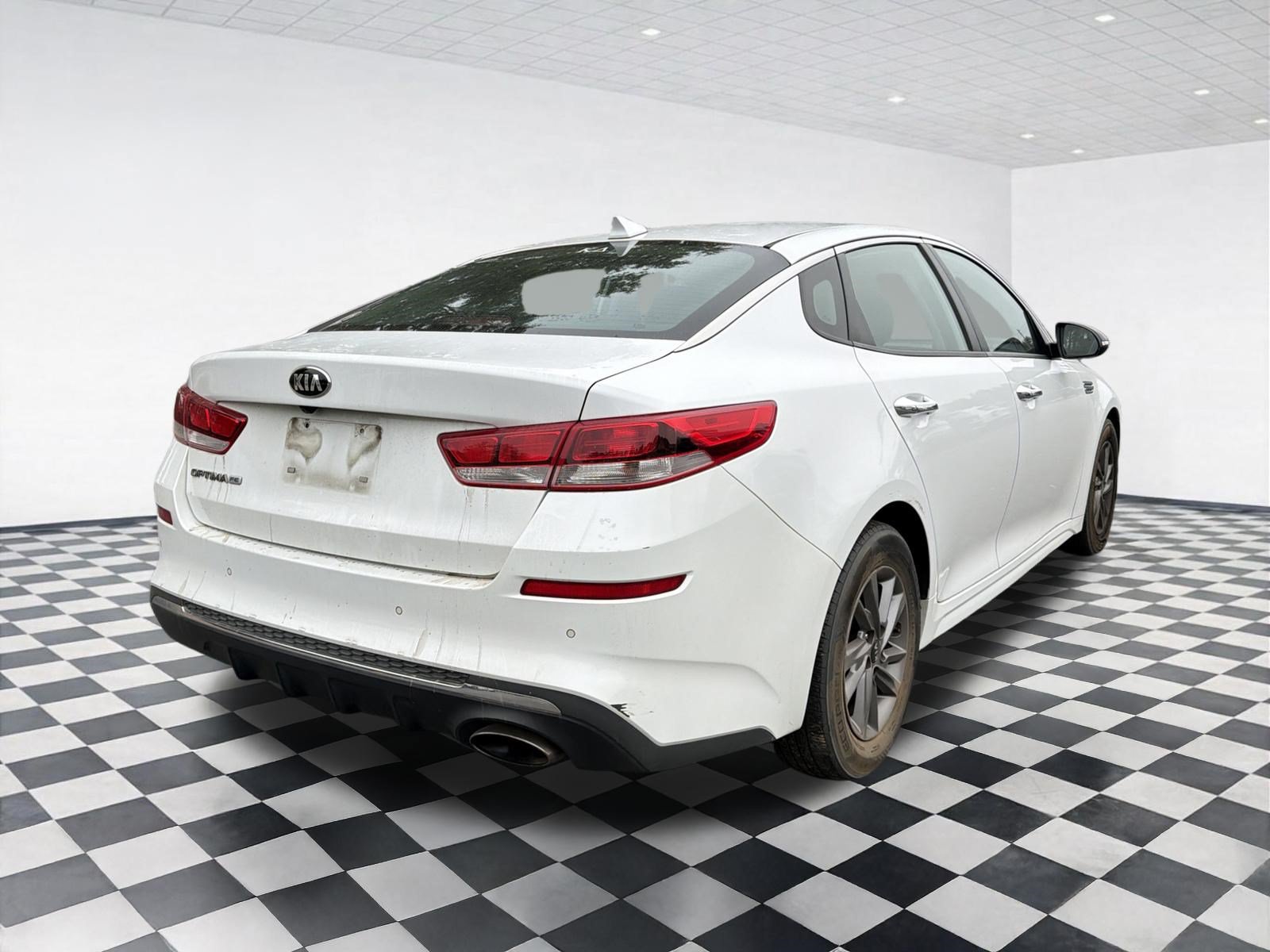 Used 2020 Kia Optima LX FWD image 4