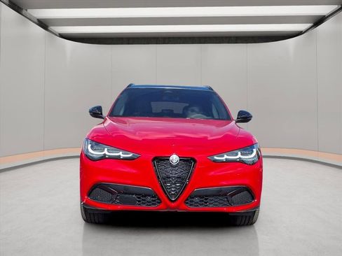 New 2025 Alfa Romeo Stelvio Sprint w/ Veloce Package AWD/4WD image 2