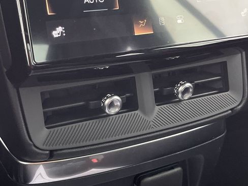 New 2026 Cadillac Vistiq Sport image 11