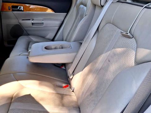 Used 2014 Lincoln MKX FWD w/ Equipment Group 101A image 26