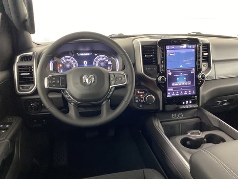 New 2026 RAM 1500 Big Horn AWD/4WD image 17