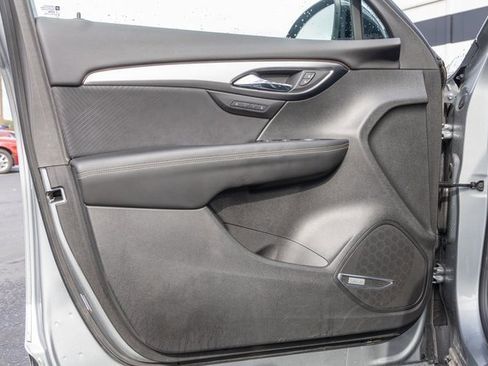 Certified 2025 Buick Envision Sport Touring image 15