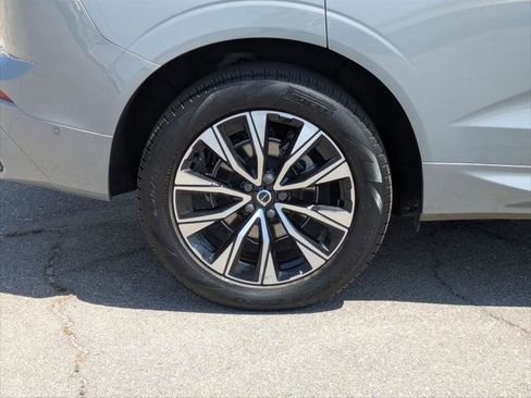 New 2026 Volvo XC90 T8 Plus w/ Protection Package AWD/4WD image 9