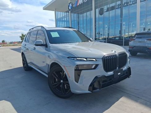 Used 2024 BMW X7 xDrive40i w/ Executive Package AWD/4WD image 5