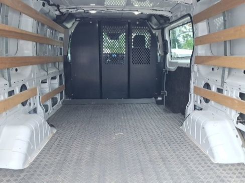 Used 2024 Ford Transit 250 Low Roof w/ Exterior Upgrade Package RWD image 7
