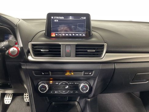 Used 2018 MAZDA MAZDA3 Touring FWD image 13