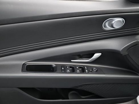 New 2025 Hyundai Elantra Limited w/ Cargo Package image 6