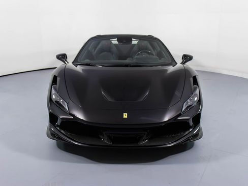 Certified 2022 Ferrari F8 Tributo image 16