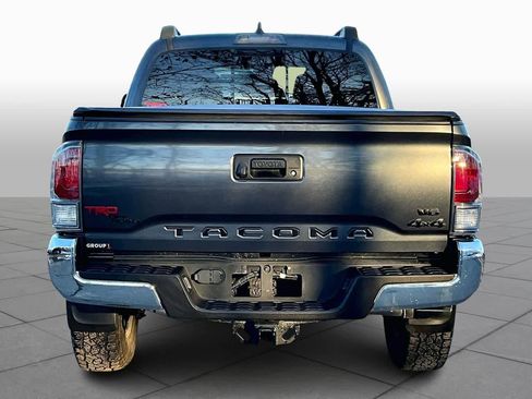 Used 2023 Toyota Tacoma TRD Off-Road image 5