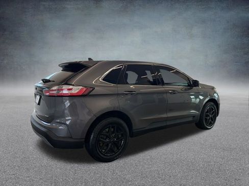 Used 2024 Ford Edge SEL image 4