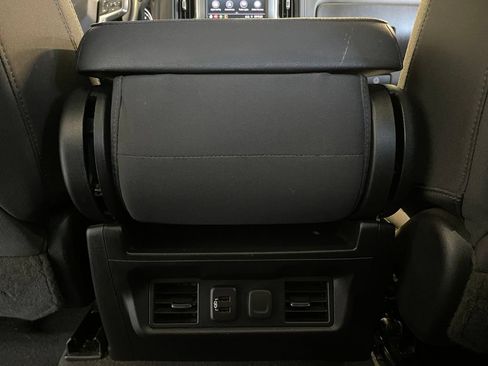 Used 2023 Chevrolet Silverado 2500 LT w/ Convenience Package AWD/4WD image 26