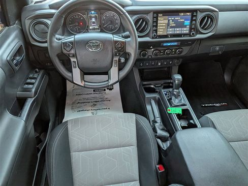 Used 2023 Toyota Tacoma TRD Off-Road image 26