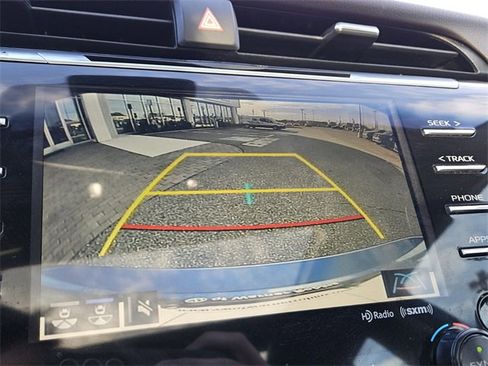 Used 2020 Toyota Camry XSE image 21