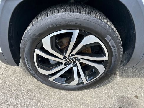 Used 2023 Volkswagen Atlas SEL AWD/4WD image 8