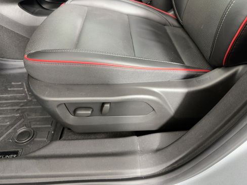 Used 2023 Buick Envision Essence w/ Sport Touring Package image 12