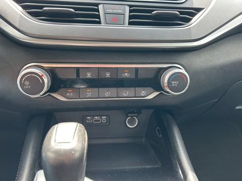 Used 2024 Nissan Altima 2.5 SR FWD image 20