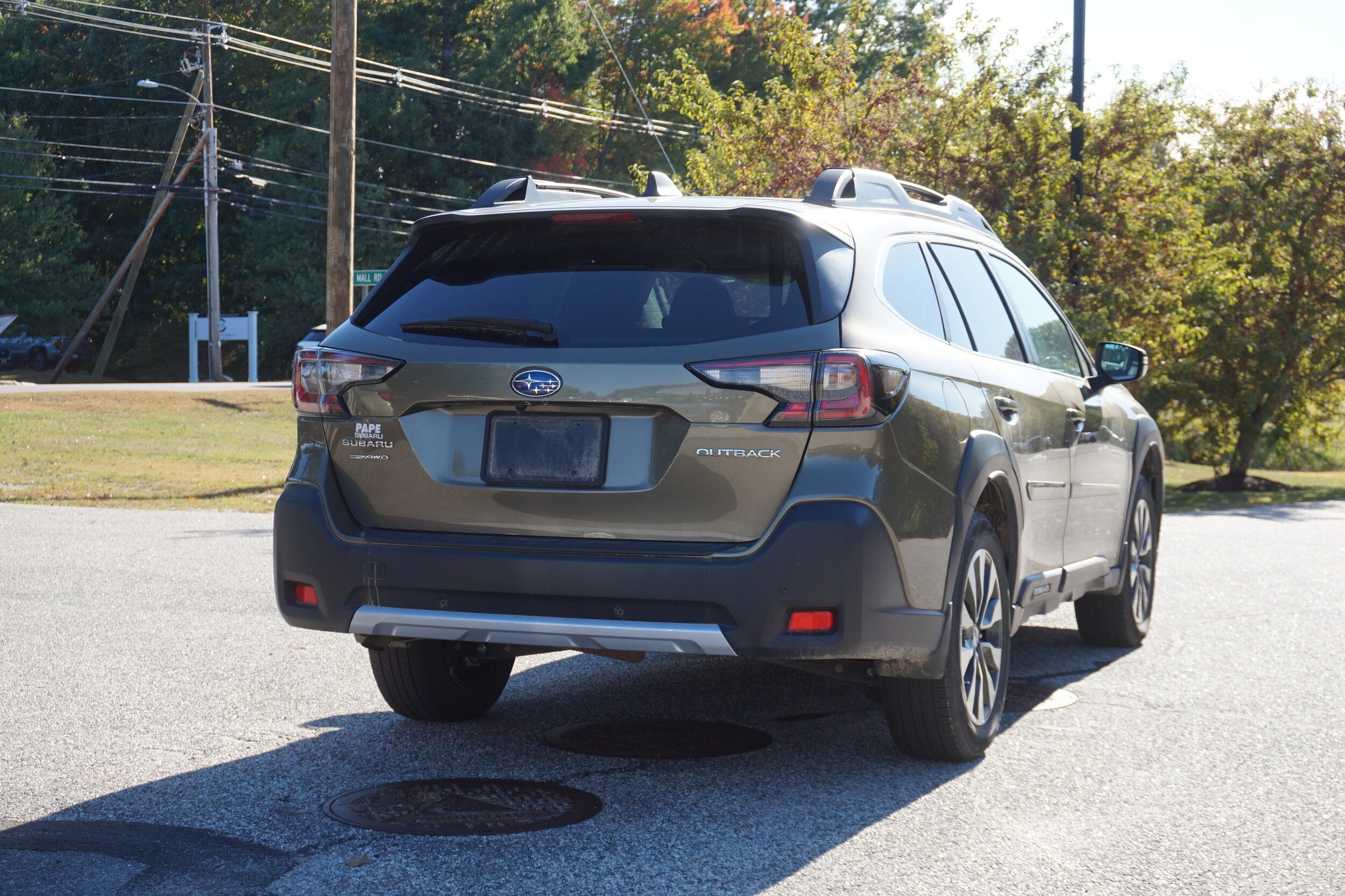 Used 2024 Subaru Outback Limited AWD/4WD image 5